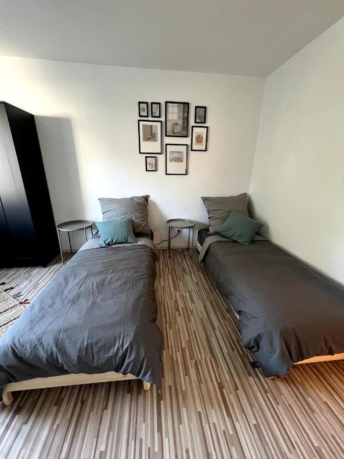 Mönchengladbach Cosy, Modern 1 Bedroom Apartment מראה חיצוני תמונה