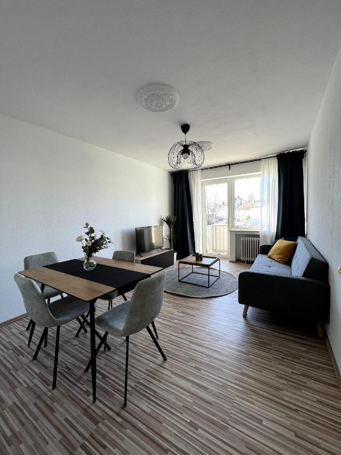 Mönchengladbach Cosy, Modern 1 Bedroom Apartment מראה חיצוני תמונה
